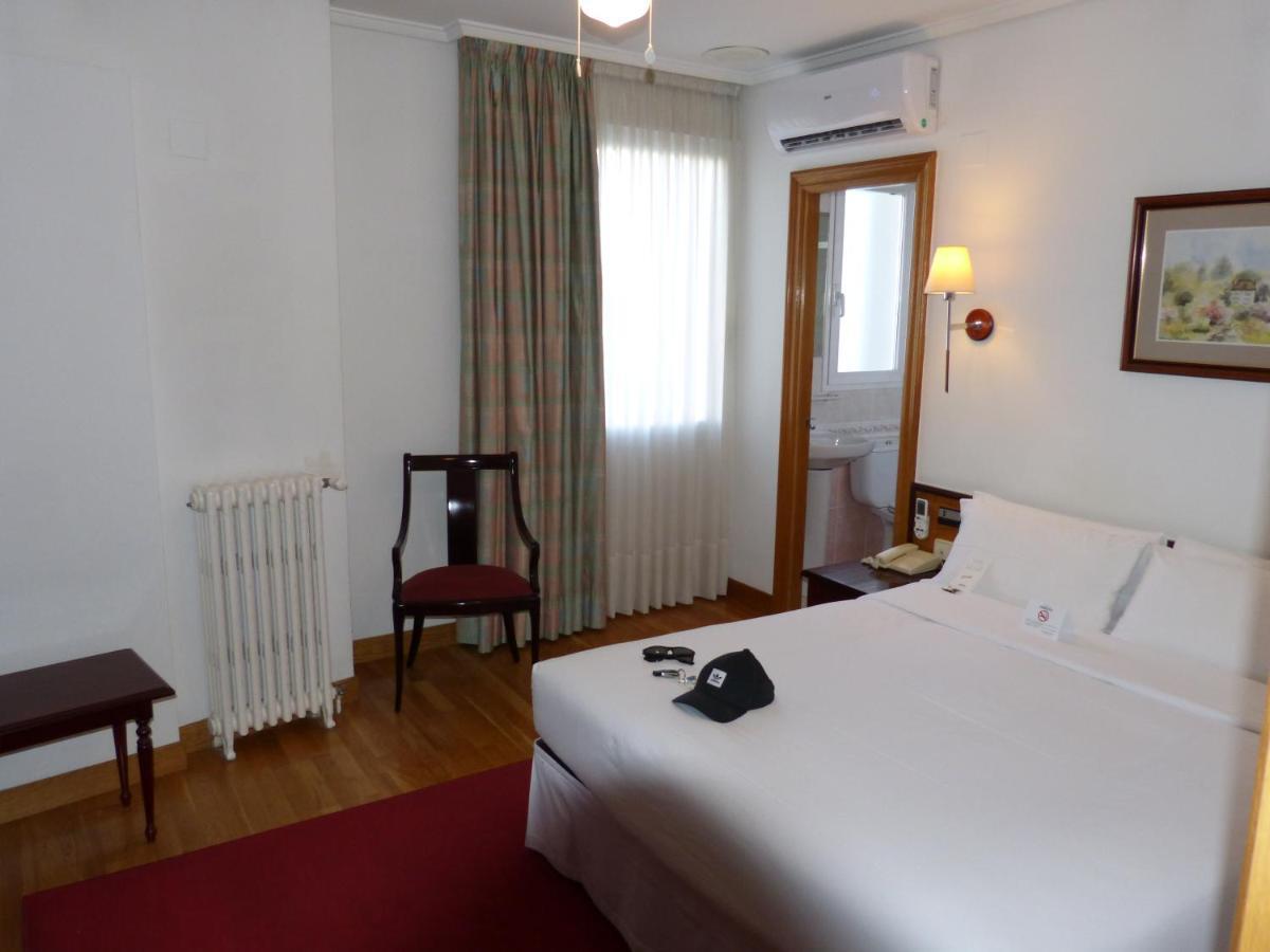 Hostal Navarra Памплона Екстер'єр фото